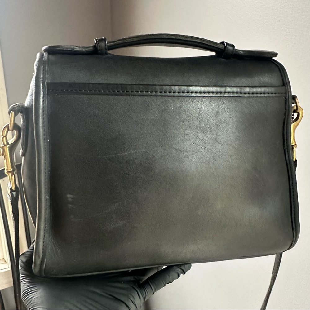 Vintage Coach Court 9870 Leather Handbag Crossbody Black - Picture 4 of 8